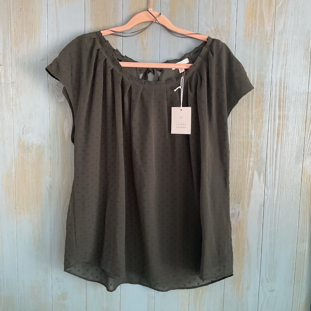 LC LAUREN CONRAD OLIVE GREEN FLUTTER SLEEVE BLOUSE NWT SZ XXL